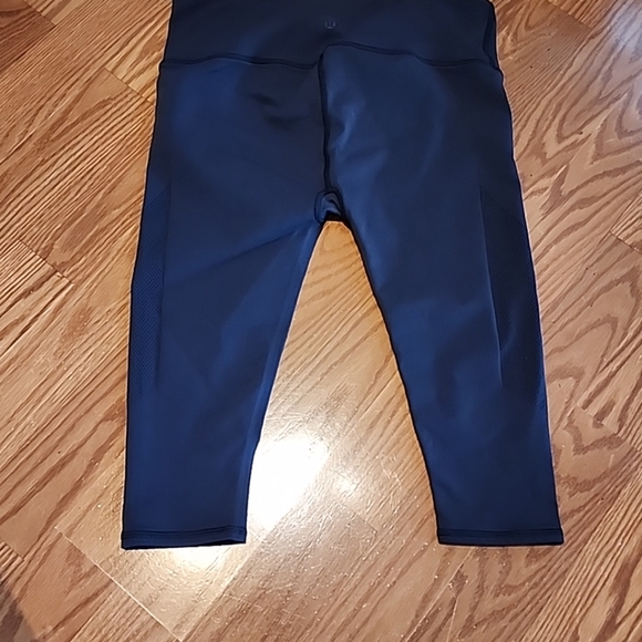 Lululemon capris leggings size 12/xl running - Picture 11 of 13